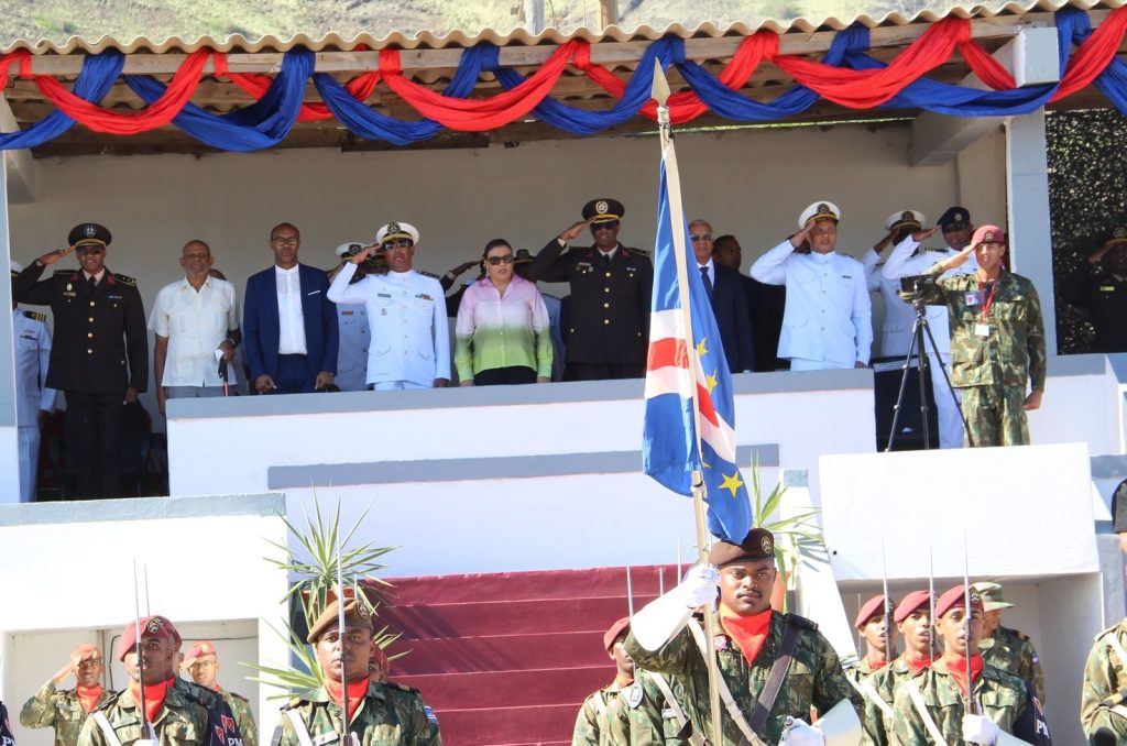 O novo Conceito Estratégico de Defesa Nacional, o novo Código de Justiça Militar, todos publicados, e a implementação, em curso, do Programa Soldado Cidadão revisto, são alguns dos compromissos assumidos e que já foram cumpridos pelo Governo nesta legislatura