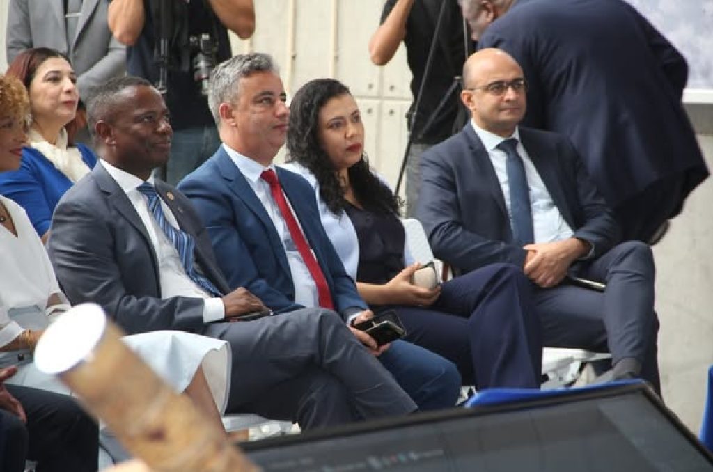 A Ministra de Estado e da Defesa Nacional, Janine Lélis, participou esta segunda-feira, 23 de janeiro de 2023, na Ocean Summit (Cimeira dos Oceanos), realizada em Mindelo, no quadro do Ocean Race, que decorre até o dia 25 deste mês