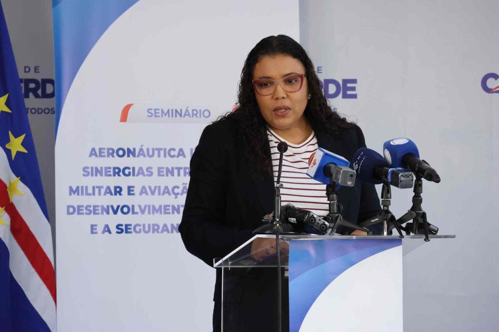 “A Autoridade Aeronáutica Militar que hoje celebramos é o resultado de anos de reflexão estratégica, de estudos especializados, consultas técnicas e diálogo interinstitucional, conduzidos com rigor, visão e sentido de Estado” – Janine Lélis